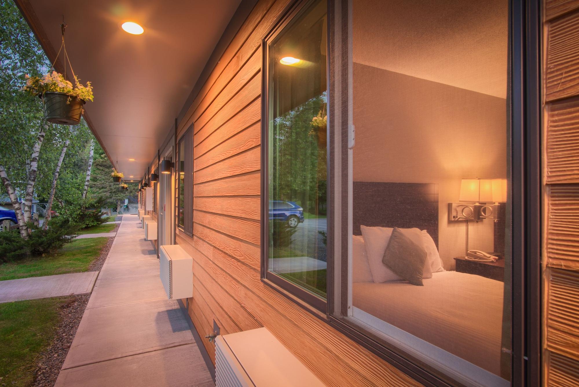 Sun & Ski Inn And Suites Stowe Kültér fotó