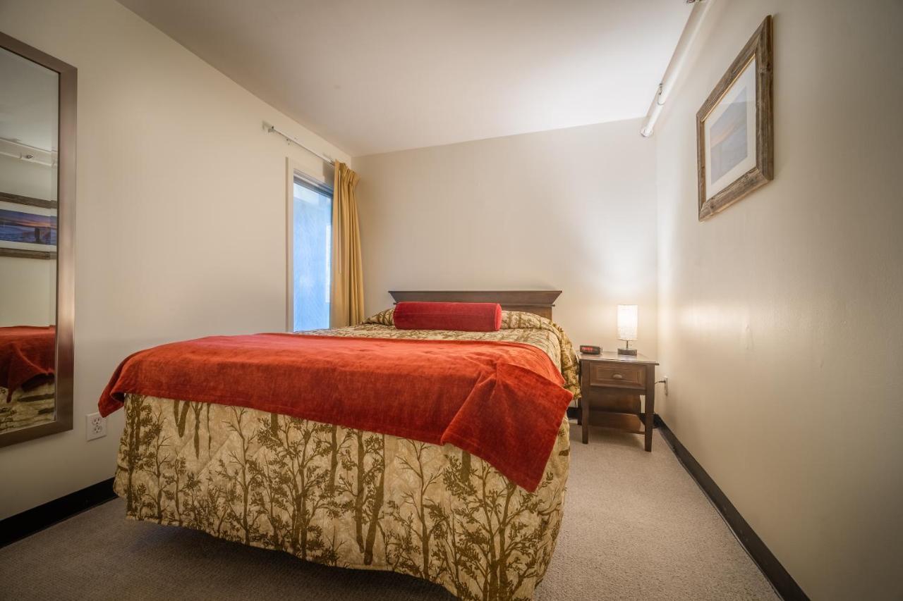 Sun & Ski Inn And Suites Stowe Kültér fotó